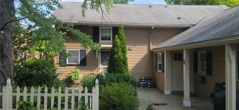 Photo of 6 South Street, Pittsford, NY 14534 (MLS # R1647256)