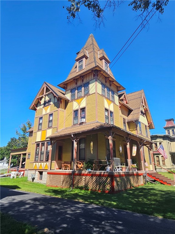 201 Main Street