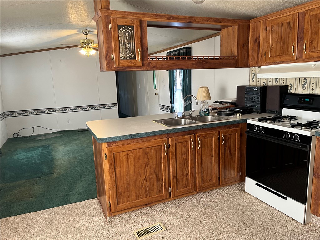 6367 Lambert St St #B100, Victor, New York image 9