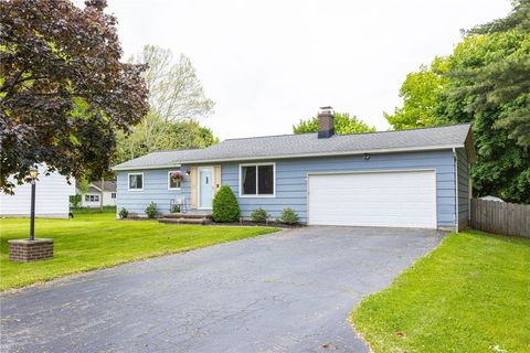 25 Selkirk Drive Rochester NY 14626