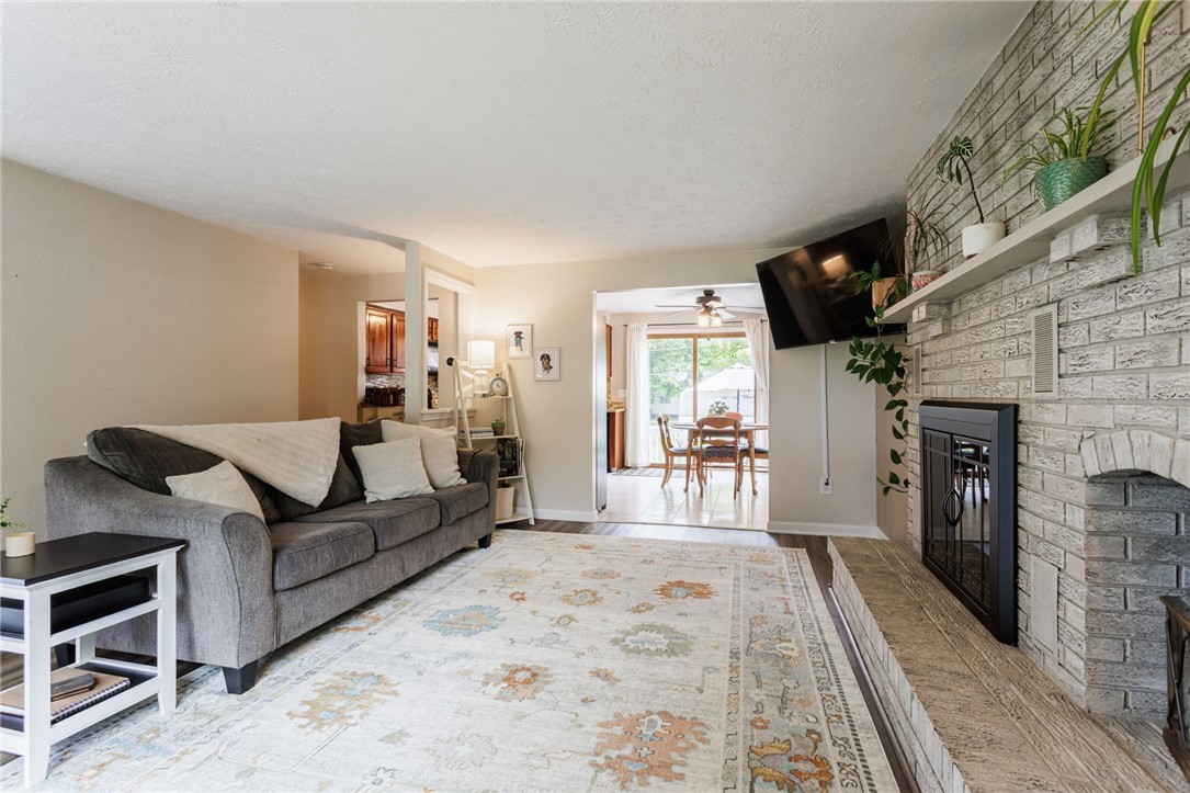 25 Selkirk Drive