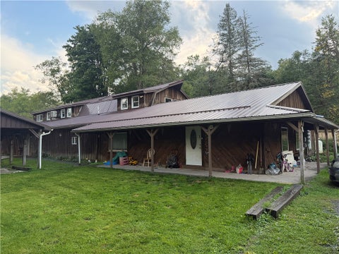 Photo for 242 Round Pond Road 240