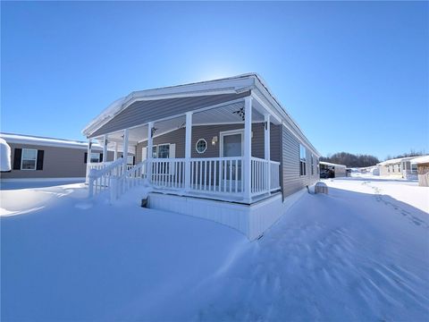 Mobile Home For Sale - 418 Carter Lane<br/> Arcade, NY 14009