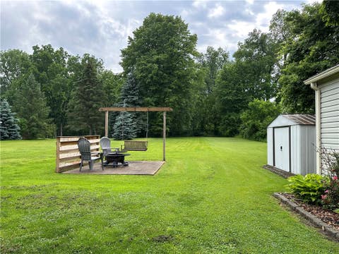 Tiny photo for 47 Walnut Street N, Waterloo, NY 13165 (MLS # R1693814)