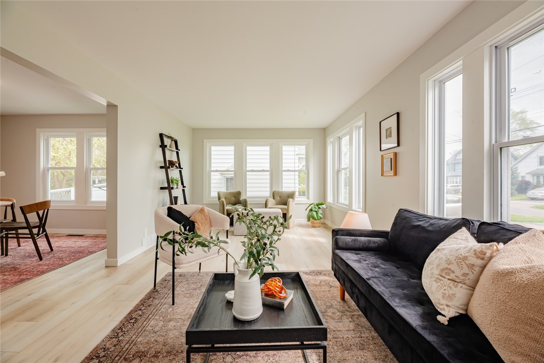 105 Walnut Park, Irondequoit, New York image 4