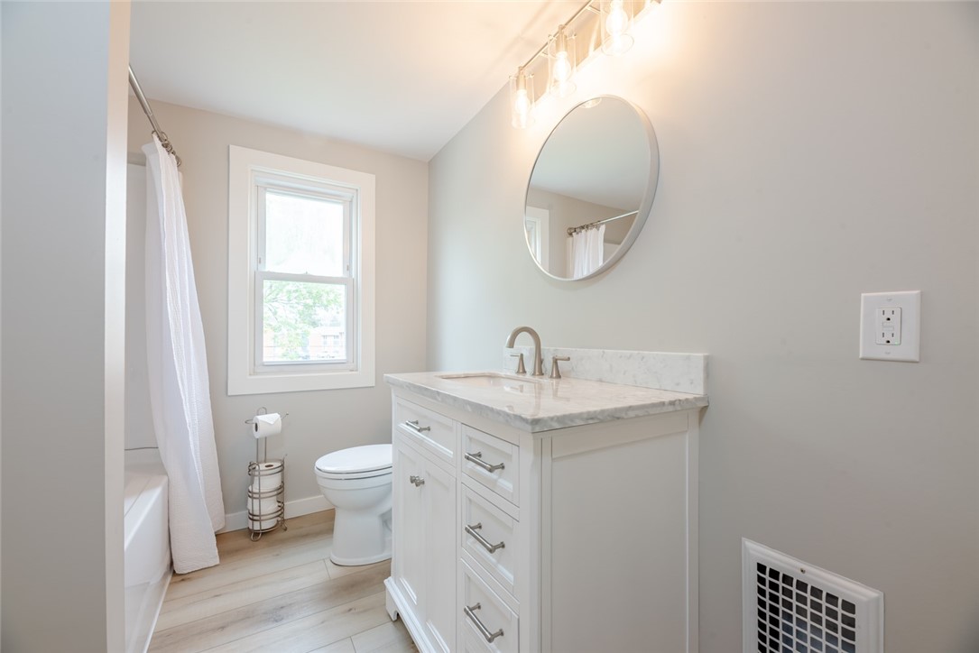 105 Walnut Park, Irondequoit, New York image 15