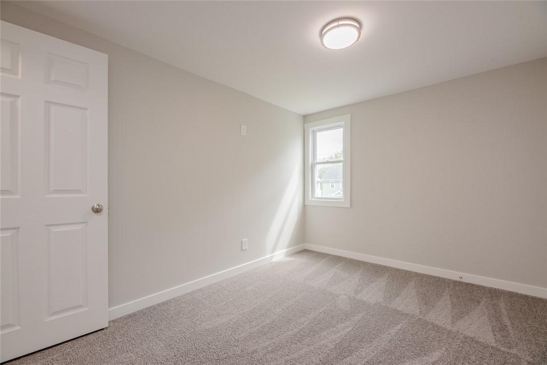 105 Walnut Park, Irondequoit, New York image 16