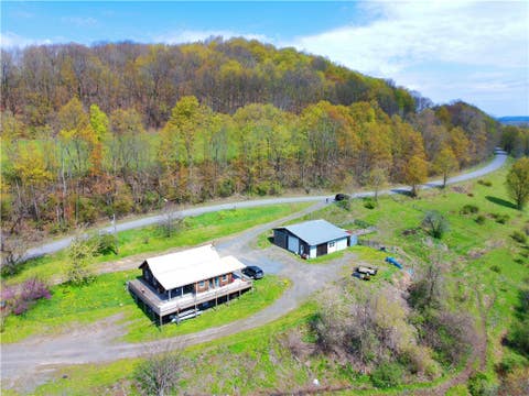 Homes For Sale - 3010 Kelly Road<br/> Brookfield, NY 13355