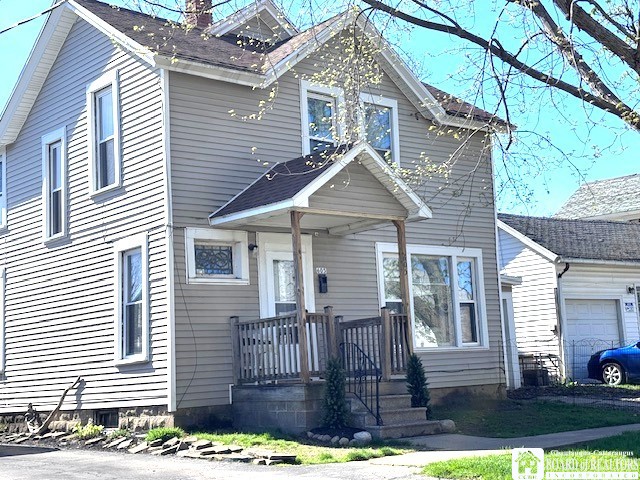 605 swan street