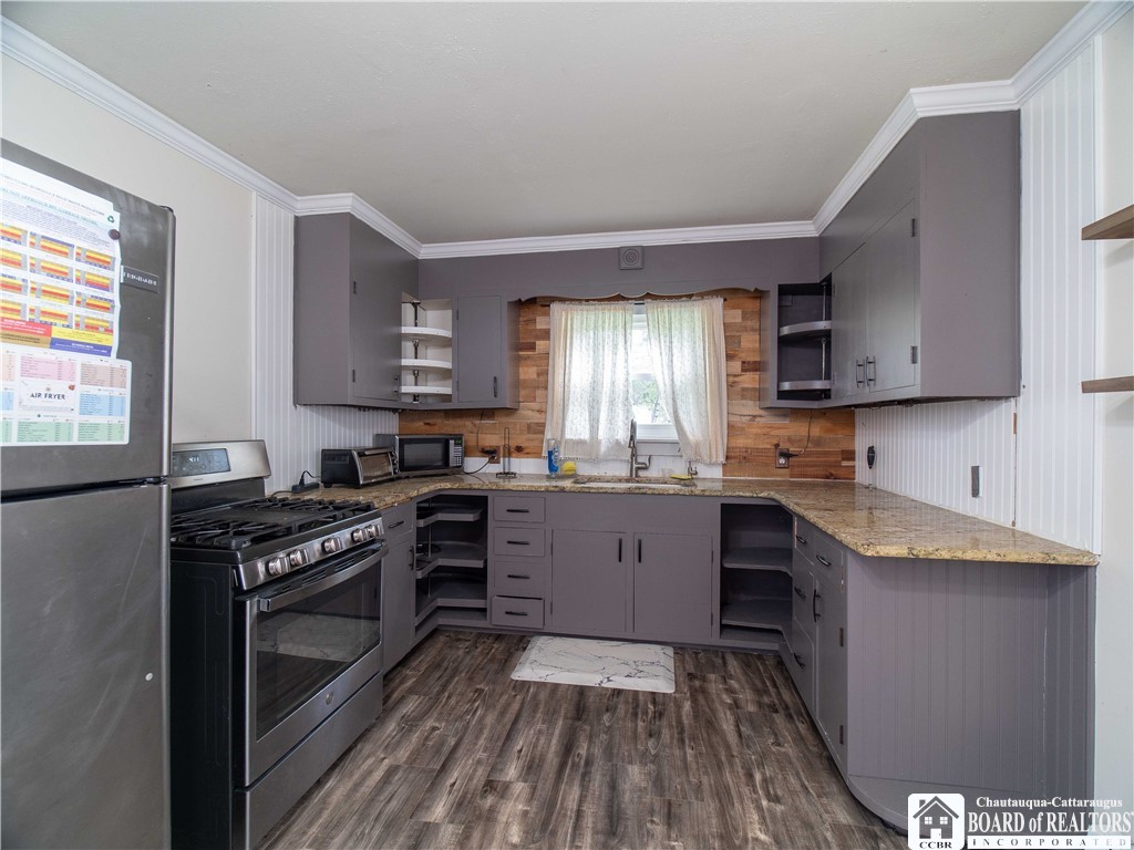 78 Benson Street, Jamestown, New York image 2