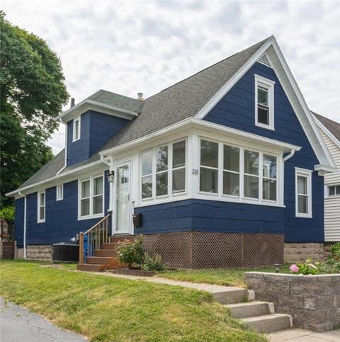 Homes For Rent - 208 Middlesex Road<br/> Rochester, NY 14610