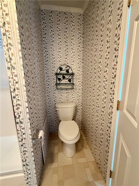 Tiny photo for 35 Retirement Dr. Dr, Big Flats, NY 14845 (MLS # R1658917)