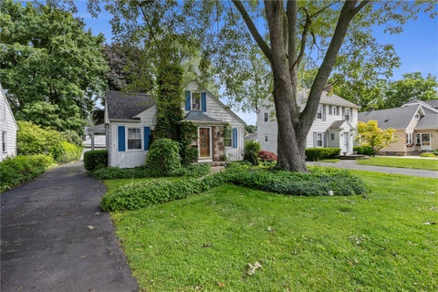 Photo of 42 Sunset Drive DR, Brighton, NY 14618 (MLS # R1691307)
