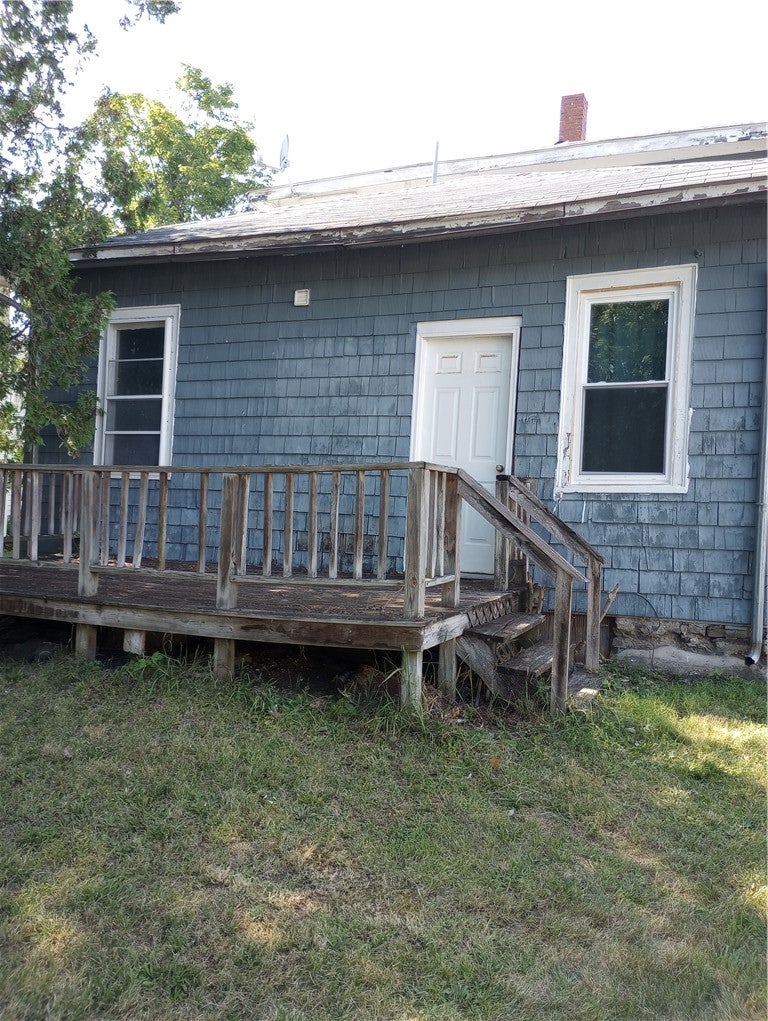 81 Maple Street Lower
