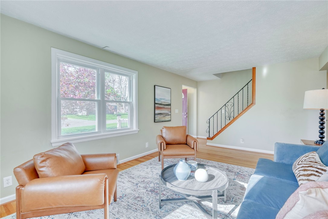 486 Pineview Dr, Webster, New York image 7