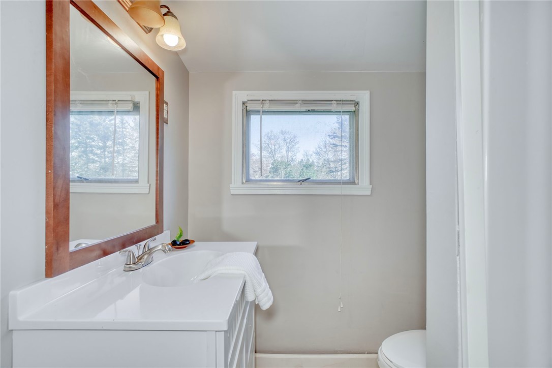 486 Pineview Dr, Webster, New York image 37