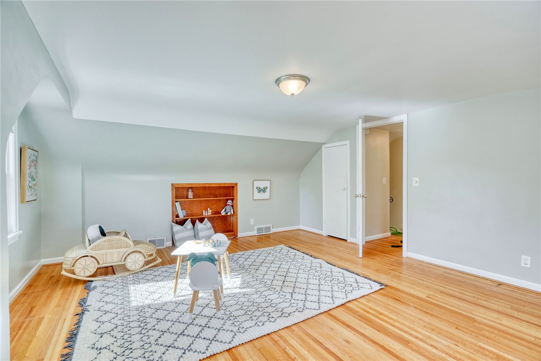 486 Pineview Dr, Webster, New York image 35