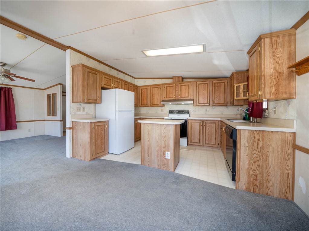 34 Harper Parkway Pkwy, Avon, New York image 11