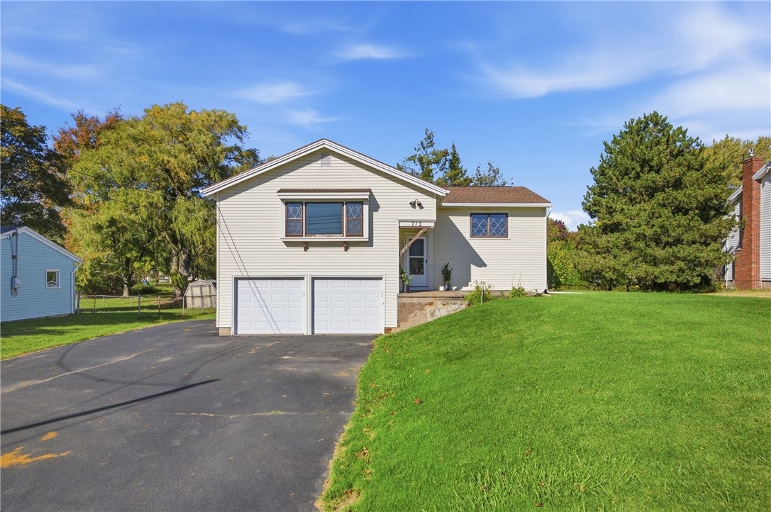 712 Paul Road