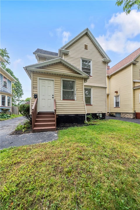 Photo of 519 Parsells Avenue, Rochester, NY 14609 (MLS # R1715569)