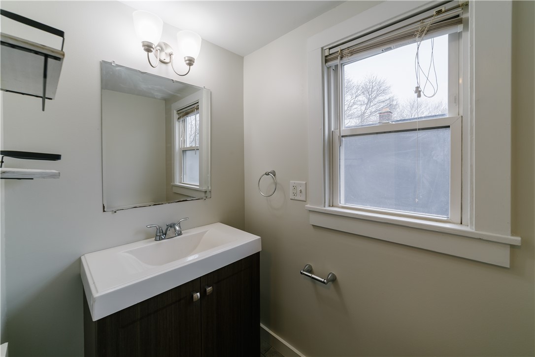90 Wisconsin Street, Rochester, New York image 10