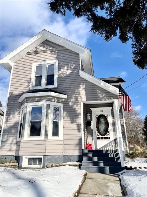 MLS: R1587619