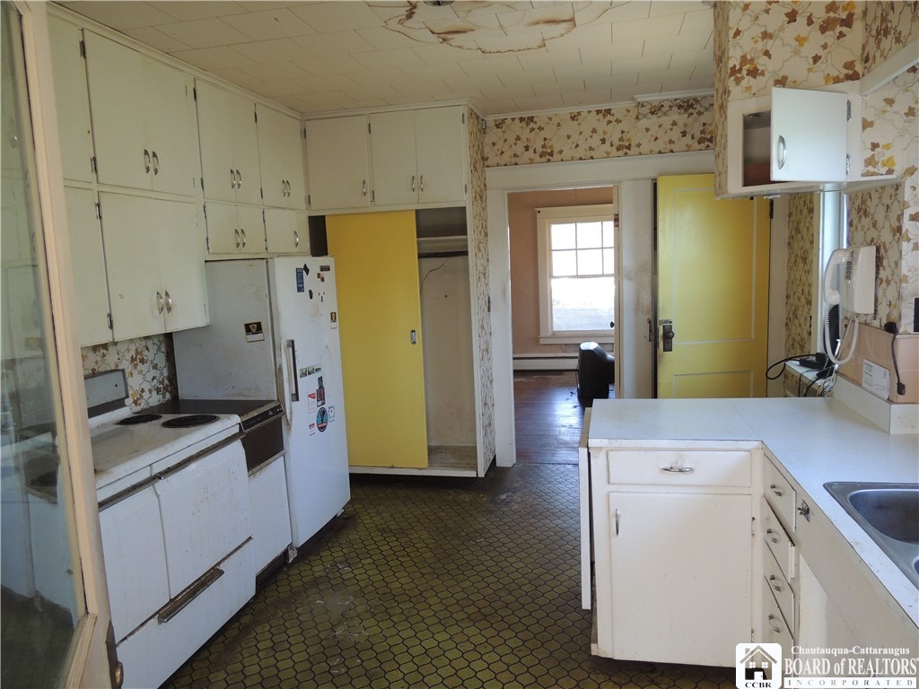 5465 E Lake Road, Chautauqua, New York image 8