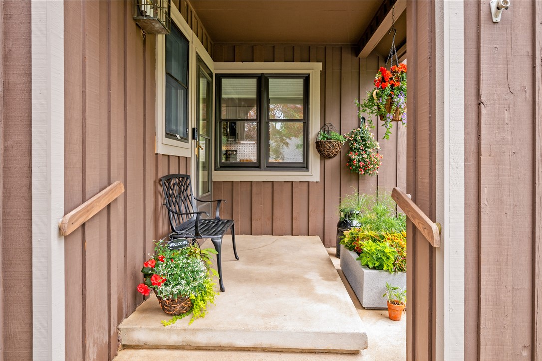 11 Andrews Way