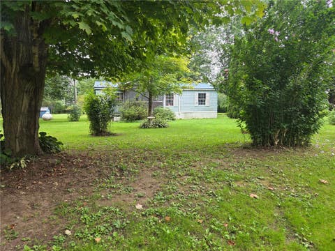Homes For Sale - 14056 Carncross Road<br/> Wayne County, Savannah, NY 13146