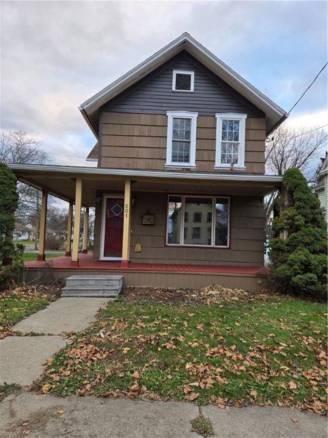 Photo of 501 W Hudson Street, Elmira City, NY 14904 (MLS # R1649915)