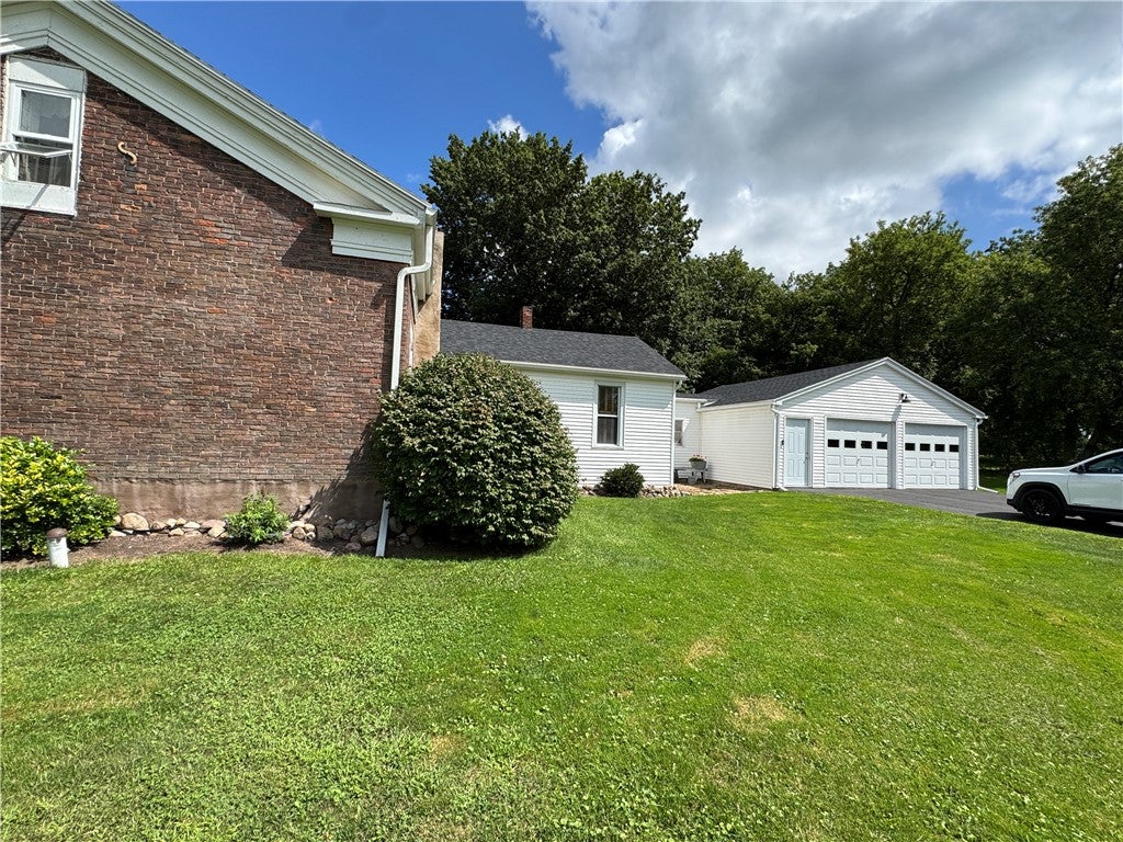 13238 Ridge Road W