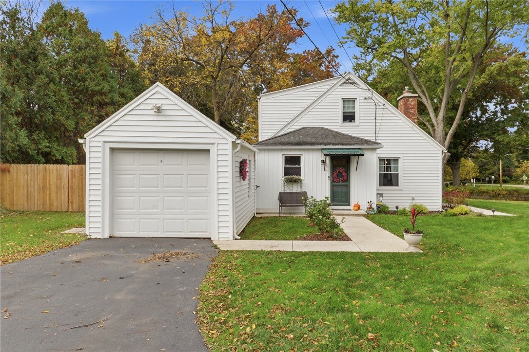 323 Embury Road