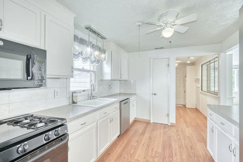 Tiny photo for 79 Tall Tree Dr Drive, Penfield, NY 14526 (MLS # R1723951)