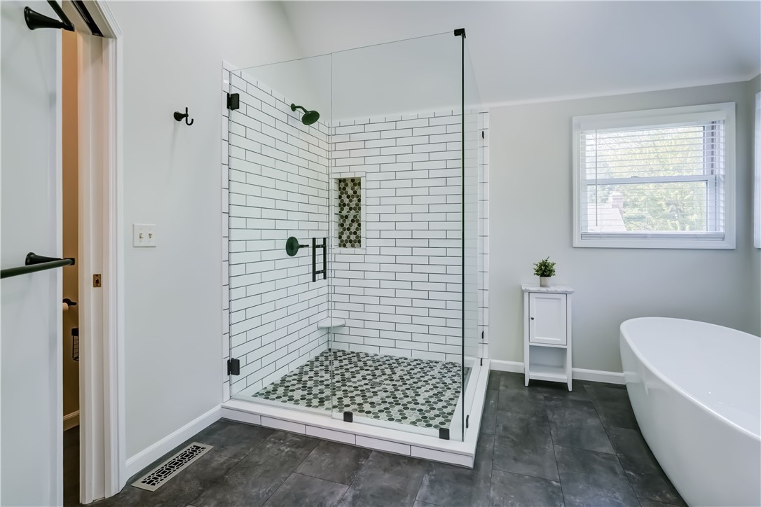 61 Chippenham Drive, Penfield, New York image 30