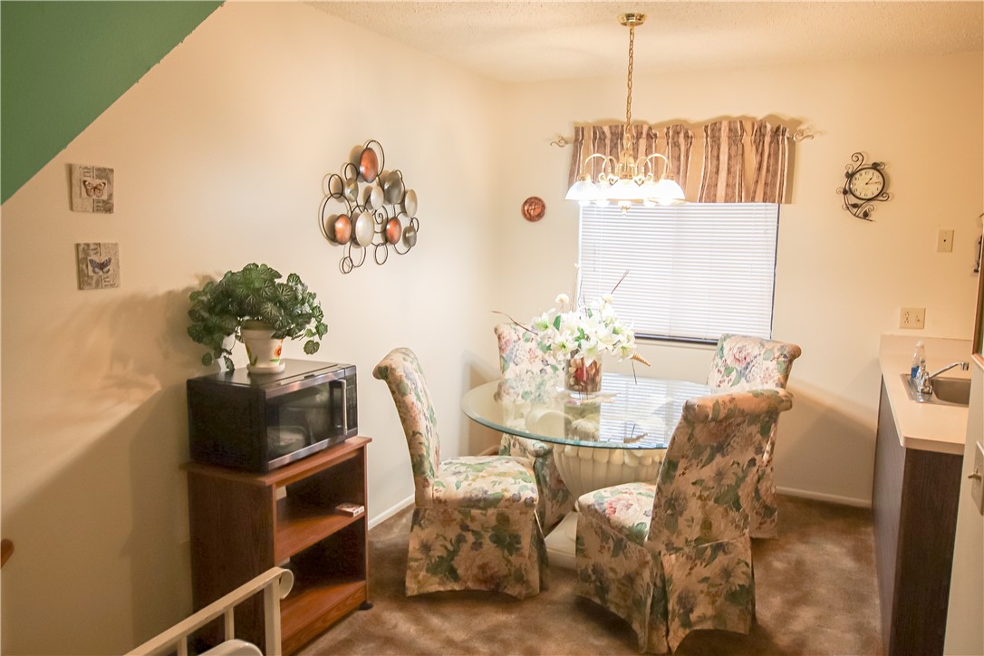 672 Surrey Hill Way, Henrietta, New York image 5