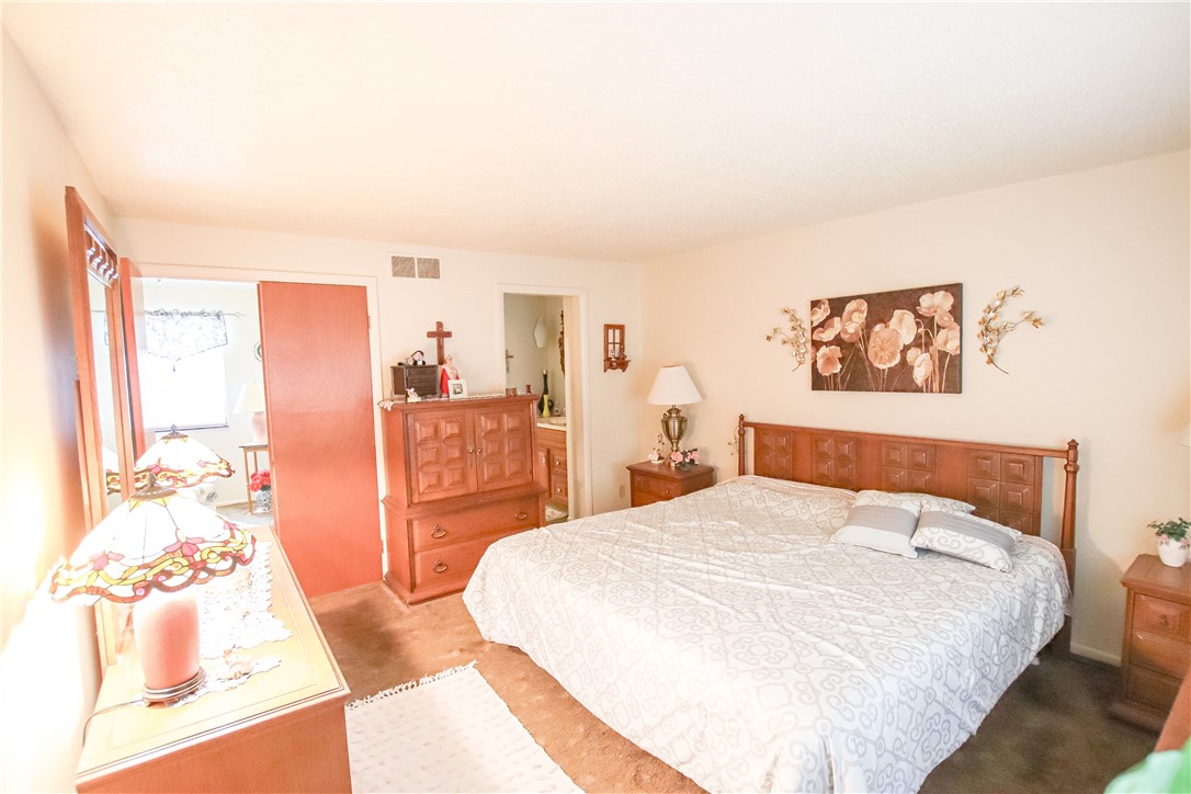 672 Surrey Hill Way, Henrietta, New York image 12