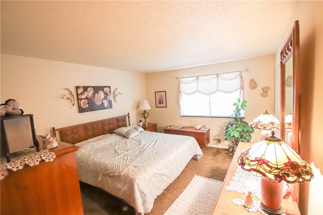 672 Surrey Hill Way, Henrietta, New York image 11