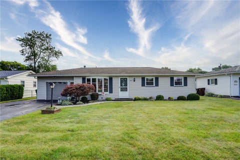 Homes For Sale - 391 Mount Ridge Circle<br/> Greece, NY 14616