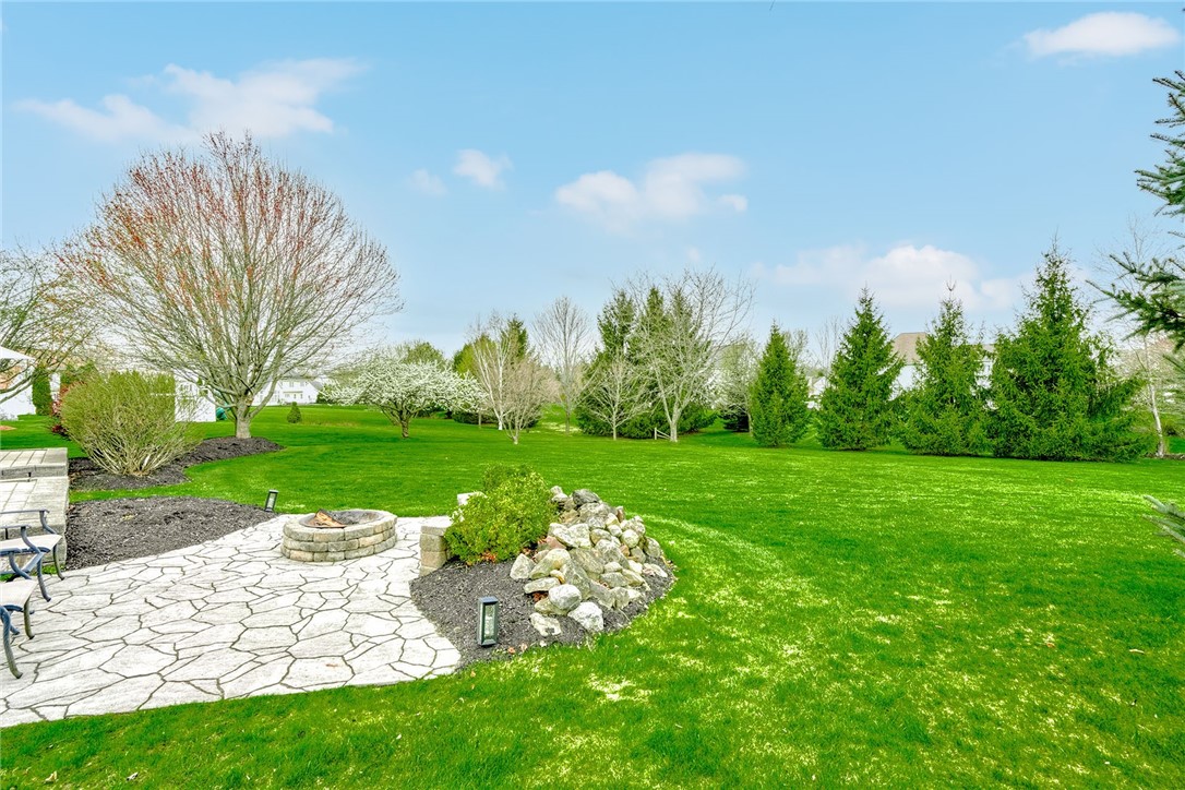 197 Millford Xing Xing, Penfield, New York image 48