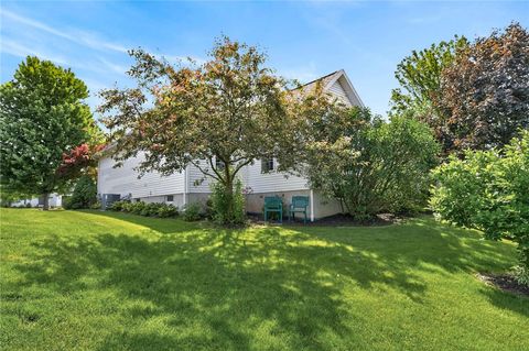 Tiny photo for 1508 Coral Drive, Farmington, NY 14425 (MLS # R1689156)