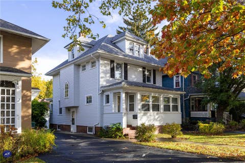 Photo for 174 Alameda Street