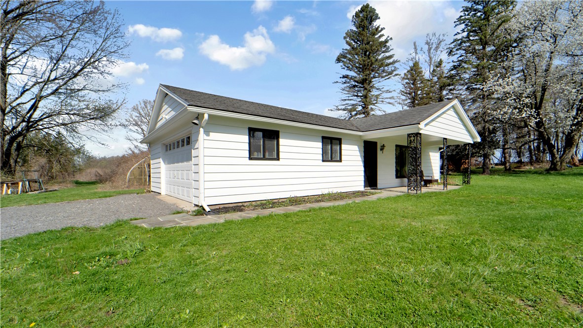 1983 Gloria Drive, Penfield, New York image 4