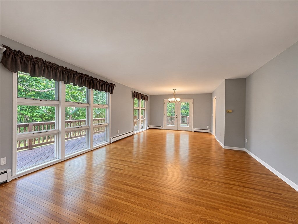 29 Rollingwood Dr