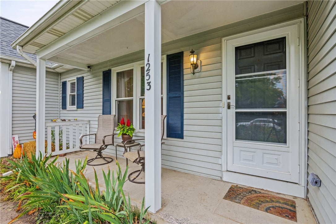 1253 Holland Drive