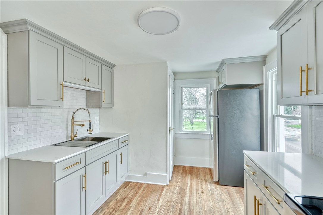 1796 long pond rd road