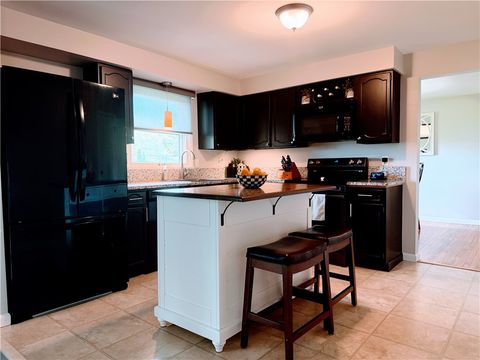 Tiny photo for 26 Hillary Dr DR, Chili, NY 14624 (MLS # R1684971)
