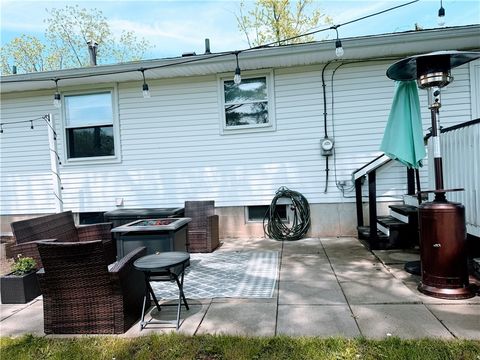 Tiny photo for 26 Hillary Dr DR, Chili, NY 14624 (MLS # R1684971)
