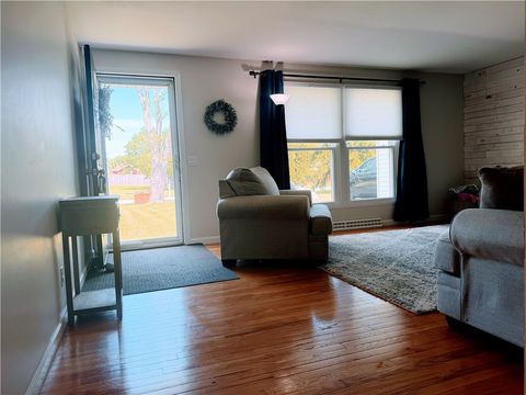 Tiny photo for 26 Hillary Dr DR, Chili, NY 14624 (MLS # R1684971)