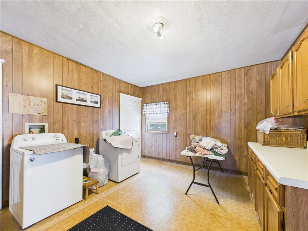 138 Curtis Place, Auburn, New York image 23