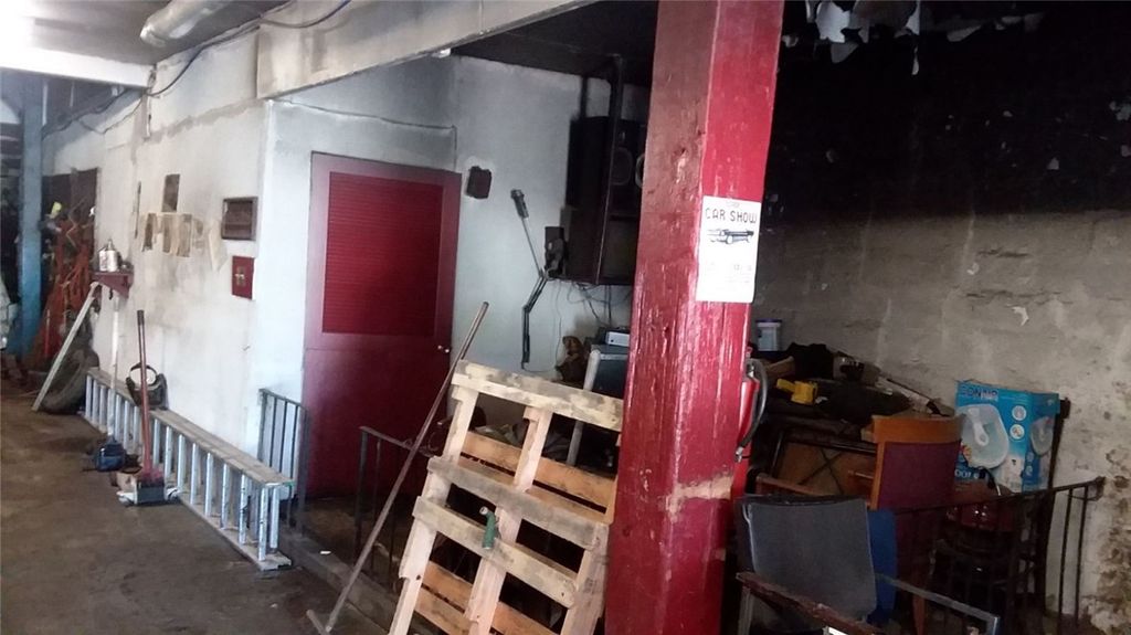 Photo of 658 Joseph Avenue, Rochester, NY 14621 (MLS # R1651974)